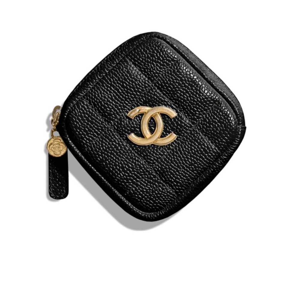 chanel wristlet diamond coin purse w strap